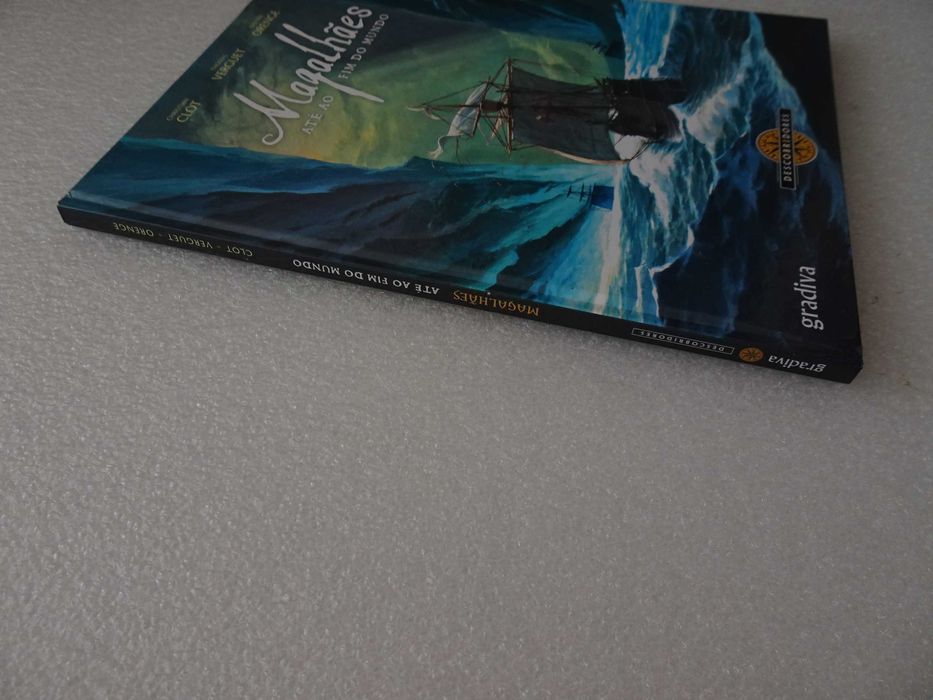 Livro Magalhães - Até ao fim do mundo (capa dura)