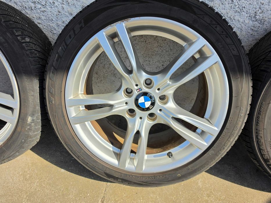 Jantes BMW 18" Pack M com Pneus 225.45.18 + 255.40.18