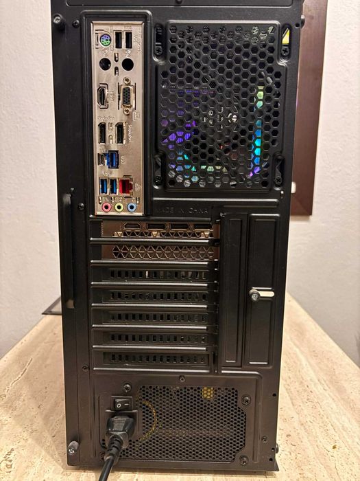 Komputer gamingowy i5-12400F / RTX 3060 12GB / 16GB / 2TB NVMe