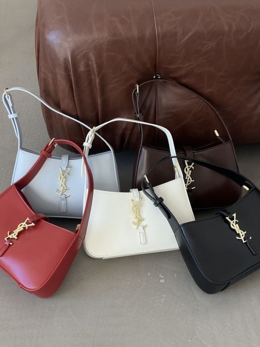 Сумка Saint Laurent Le 5 à 7