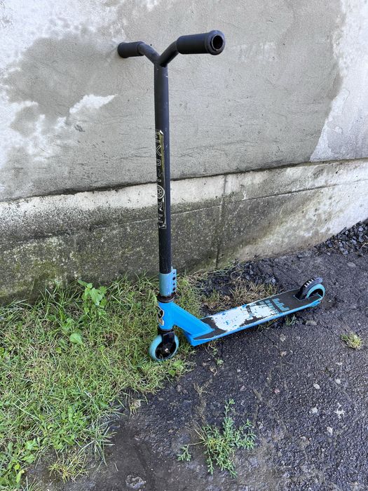 Трюковий самокат Explore