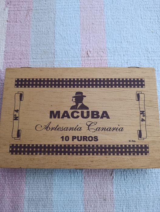 Caixa com de charutos Macuba