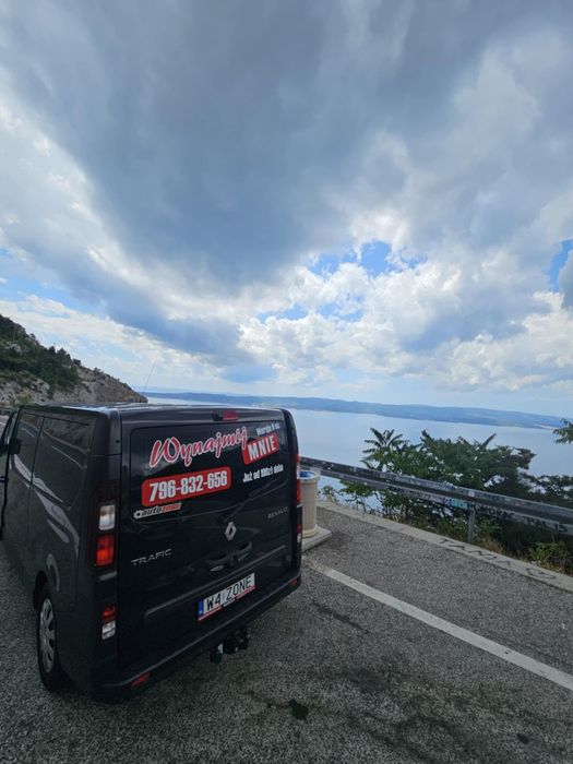 Wynajmę busa Renault Trafic 9 osobowy