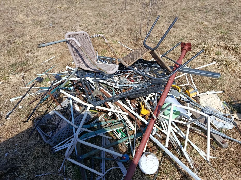 Złom stał oddam ...