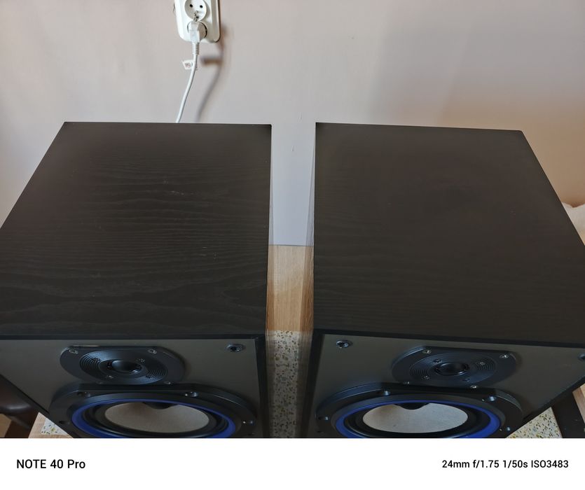 Kolumny Bowers &wilkins B&w dm 220i