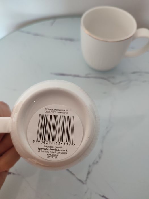 Zestaw dwóch kubków z porcelany