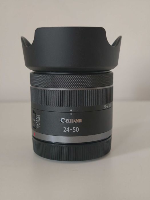Canon EOS R8 з об'єктивом Canon RF 24-50mm f4.5-6.3 IS STM50mm