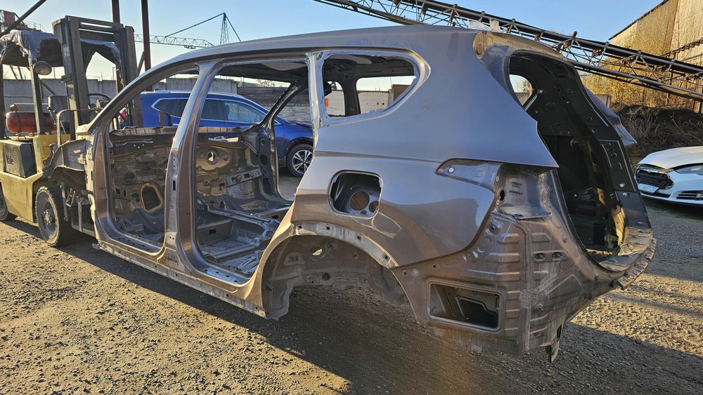 Лот четверть ланджерон стійка поріг панель криша Hyundai Santa Fe TM