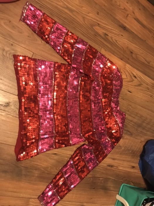 Cathy Hardwick różowy połyskujący sweter