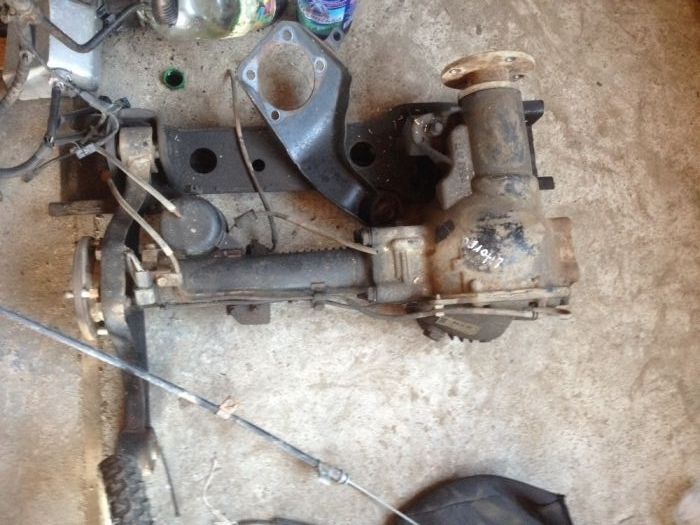 Передній міст на Мітсубісі паджеро вагон Mitsubishi Pajero Wagon 4 3.2