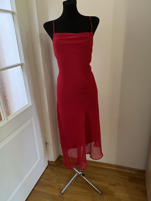 Czerwona sukienka na szelkach wieczorowa asymetryczna XL
