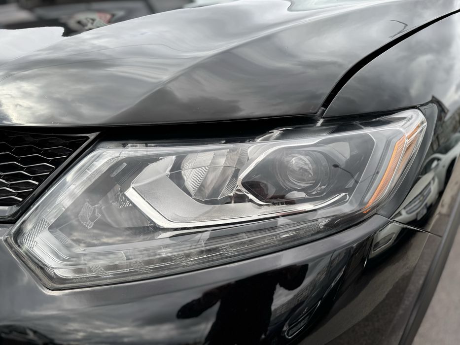 Продам Nissan Rogue SL