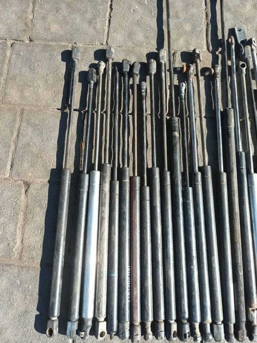 Упор капота багажника ляди газліфт газ ліфт на різні моделі  авто