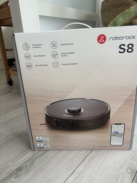 ROBOT SPRZĄTAJĄCY Roborock S8 czarny (S852 na gwarancji  na gwaracji