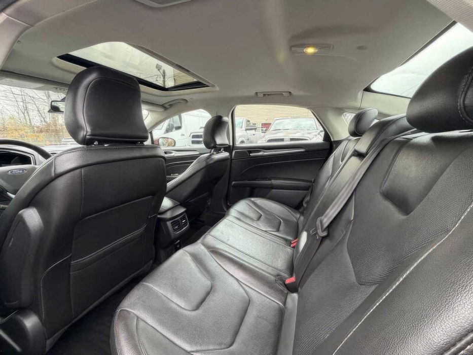 Ford Fusion Energi Titanium      2016