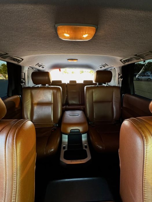 Продам Toyota Sequoia