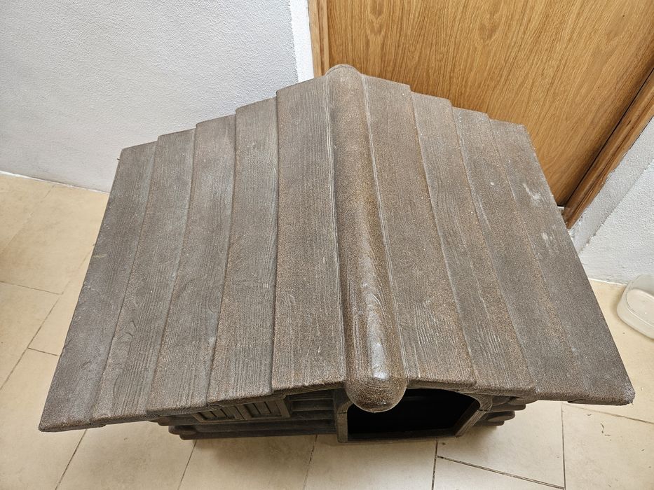 Casota de cão (M/L) bom estado