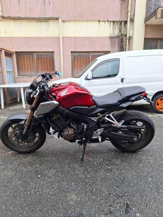 Honda Cb650R  09/2020 como nova