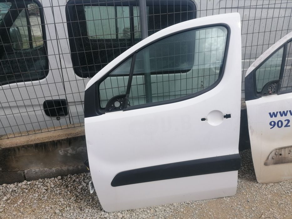 Porta frente Citroën berlingo ou peugeot partner de 2008 a 2018