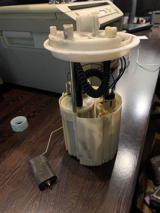 OPEL CORSA D Топливный насос