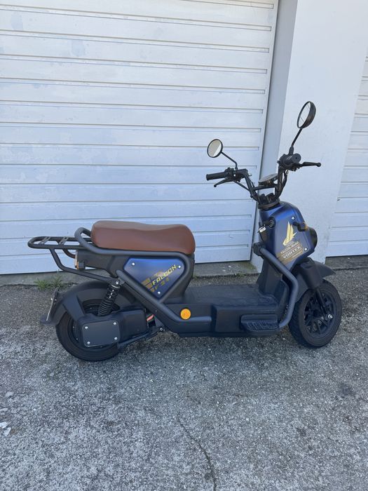 Scooter moto  electrónica Vortex Falcón