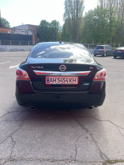 Продам Nissan ALTIMA SV