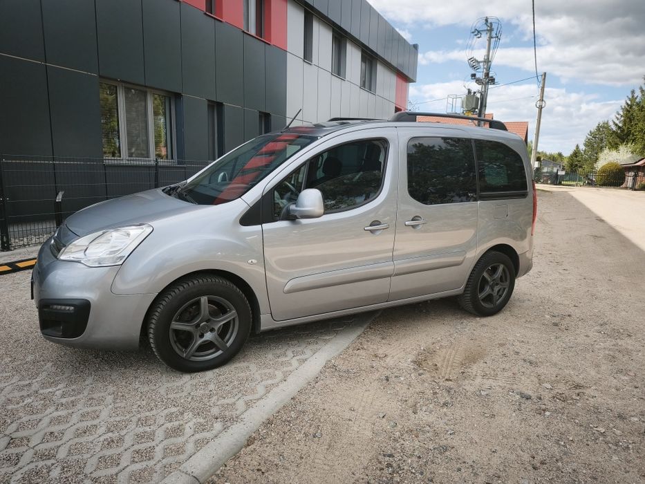 Berlingo Multispace 1.6 HDi*Mega stan 100%Oryginał,Kamera,Hak,Navi,Alu