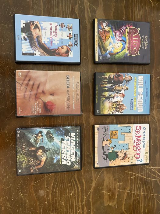 Conjunto de DVDs64564124176258120