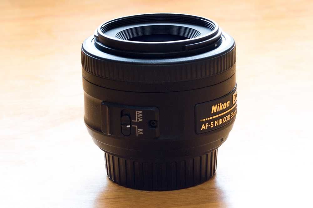 Об’єктив Nikon 35mm f/1.8G AF-S DX Nikkor Объектив