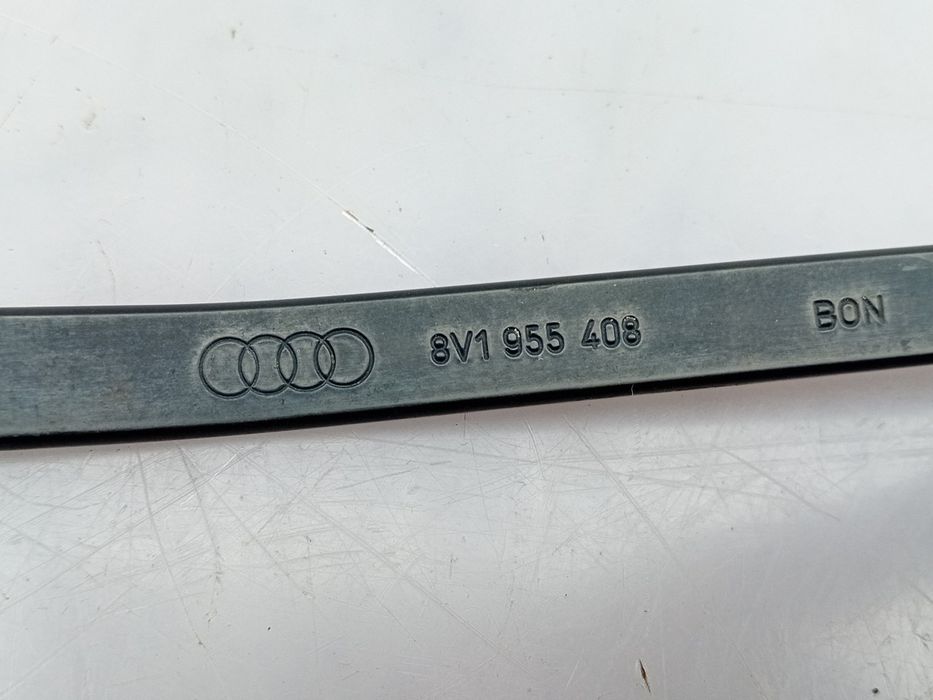 Haste / braço de escova limpa vidros frente direita AUDI A3 Sportback