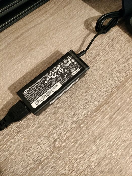 Acer travelmate B116 séries  (34 portáteis)