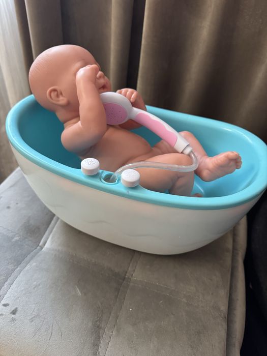Продаю ванночку Baby born