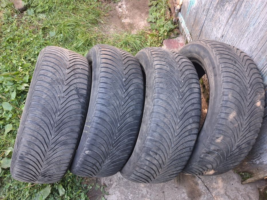 Зимова гума Michelin б/в