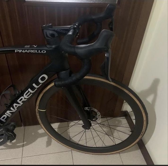 Bicicleta pinarelo prince nova 0Km tamanho 53 de disco di2 de 12V