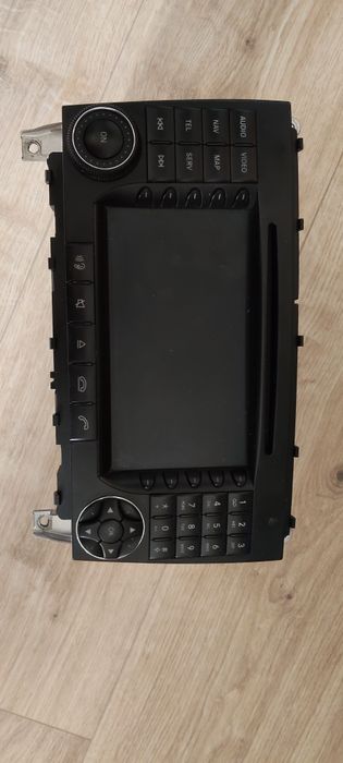 Radio do Mercedesa, oryginalne