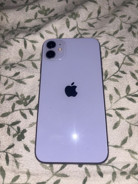 Troco IPhone 11 64GB