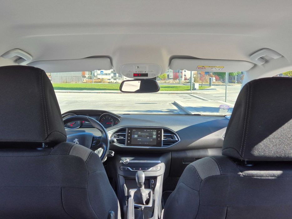 Peugeot 308 1.2 110cv