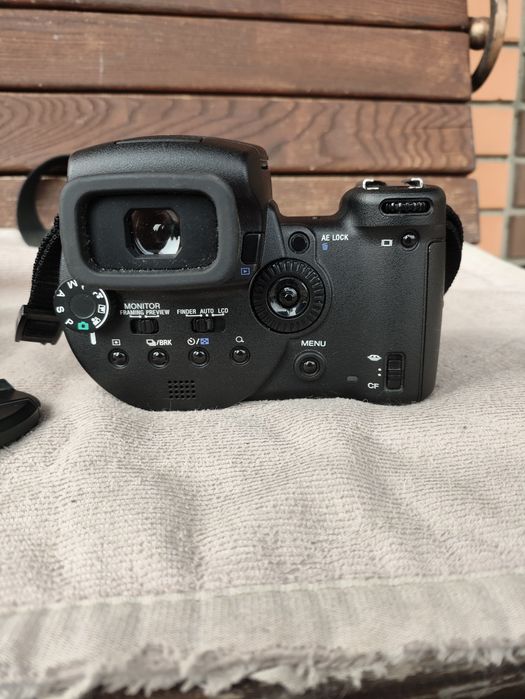 sony dsc r1 - купити фототехніку, відеотехніку - Ціна на OLX.ua
