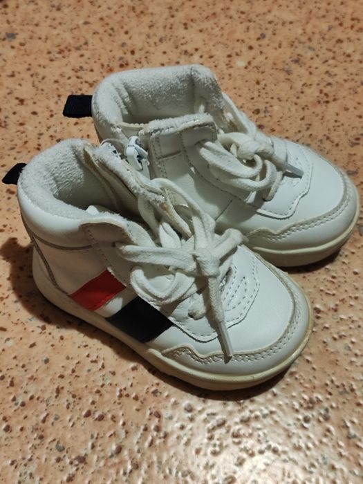 Дитяче взуття на хлопчика