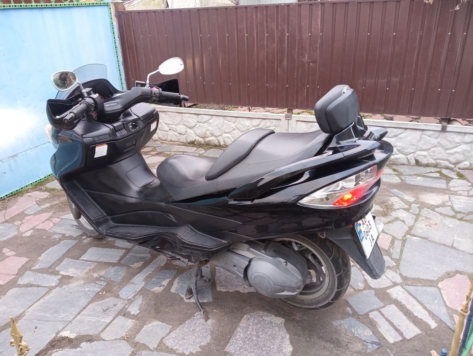 Suzuki skywave 250