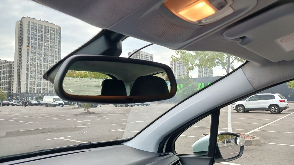 Пежо 208 Peugeot