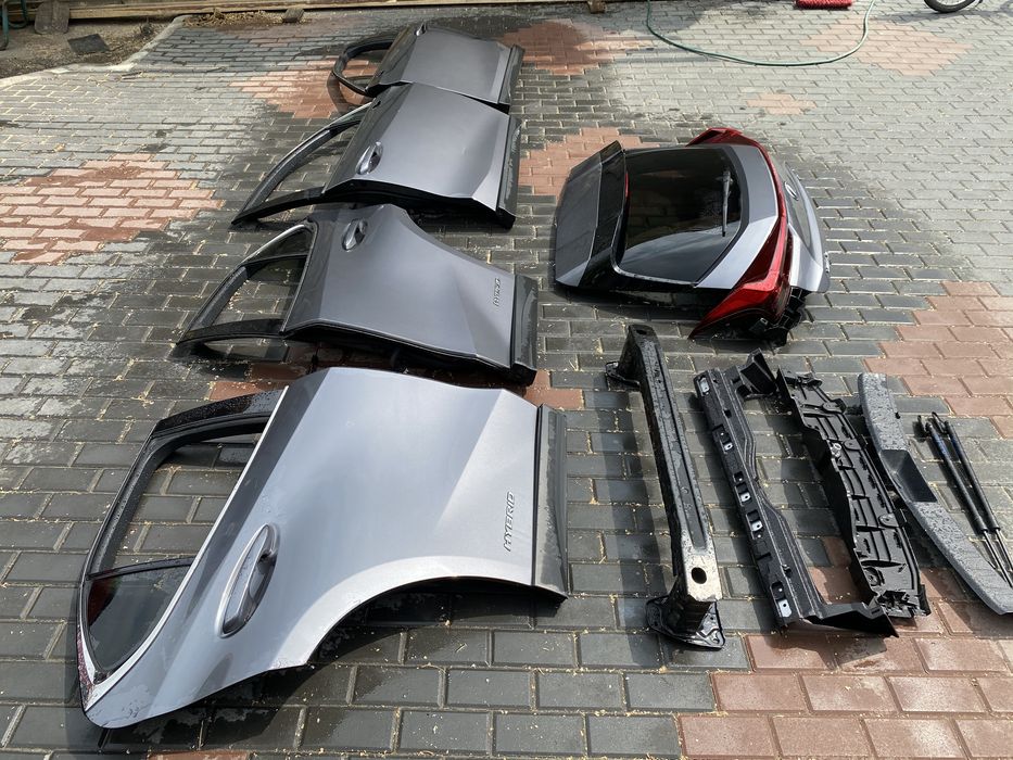 Lexus UX200 250h Ляда Кришка багажника Бампер задній Підсилювач Ліхтар Фонарь лівий правий Пластик багажника весь комплект РОЗБОРКА / ЗАПЧАСТИНИ