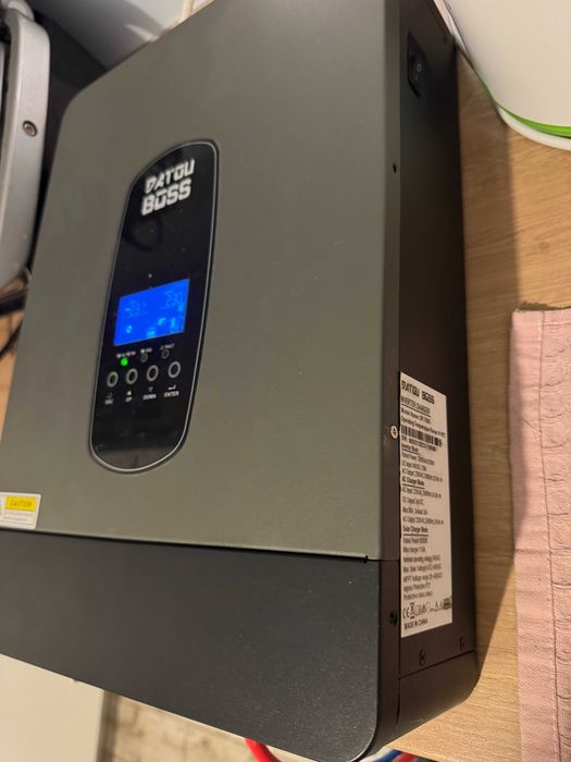 Гибридный инвертор DATOU BOSS SP-7000, 7 квт. 48 Volt