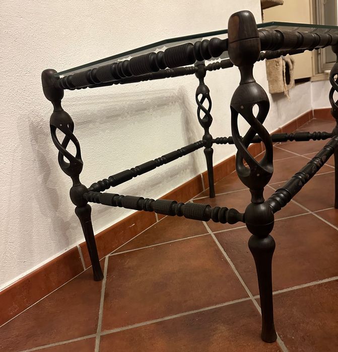 Mesa de centro de madeira e vidro