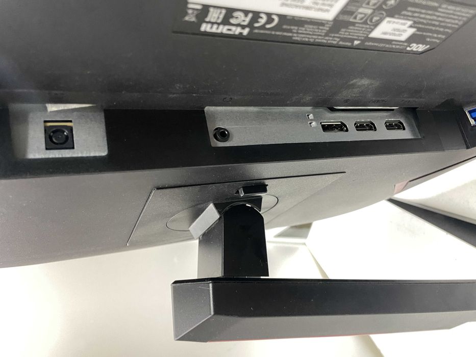 Монитор 27" AOC Q27G2U на запчасти(матрица 2560x1440 (2K QHD))