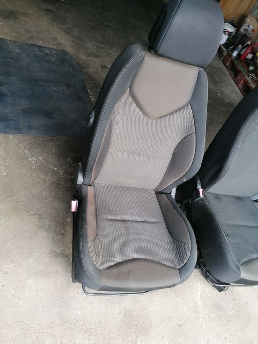 Banco de condutor peugeot 308