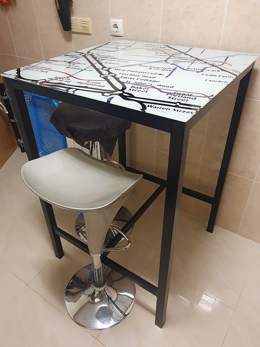 Mesa alta de cozinha