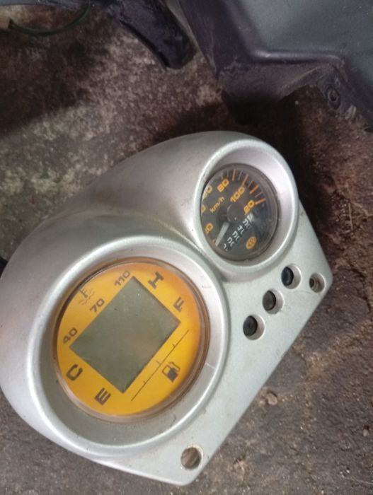 Conta-quilómetros Yamaha Aerox