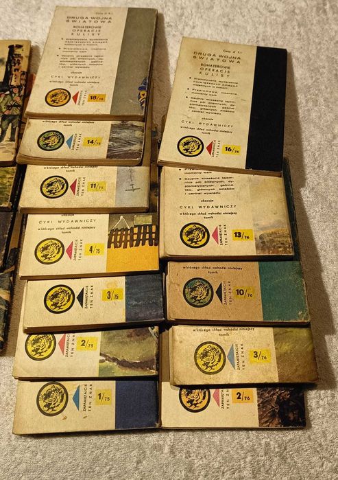 Kolekcja książek z serii Żółty Tygrys