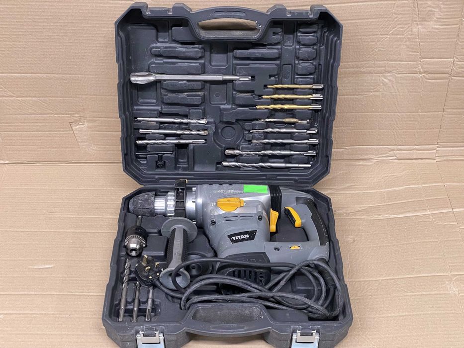 MOCNA Młotowiertarka Młot udarowy +Akcesoria 1500W 8J Titan TTB278SDS F-VAT